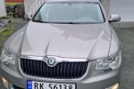 auto thumbnail #1 - Skoda Superb